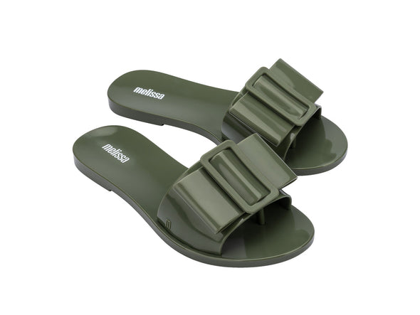 Melissa Babe Flat Dark Green Flipflop for Women – Stylish Comfortable Casual Sandals1