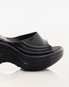 Melissa Quantum Platform Diesel Black for Women – Stylish Melissa x Diesel platform sandals featuring a bold design and comfortable fit.